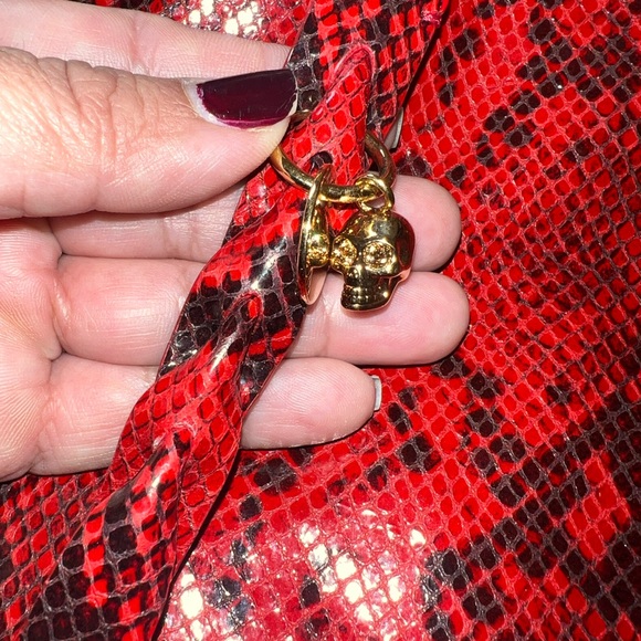 Alexander McQueen calf skin snake printed bag - Picture 2 of 10